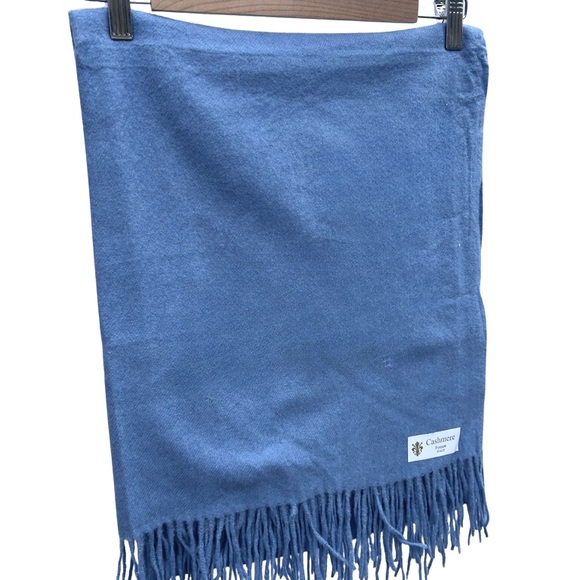 NWT Cashmere woven knit oversized scarf wrap - made in Italy 80” x 27” - Picture 8 of 10